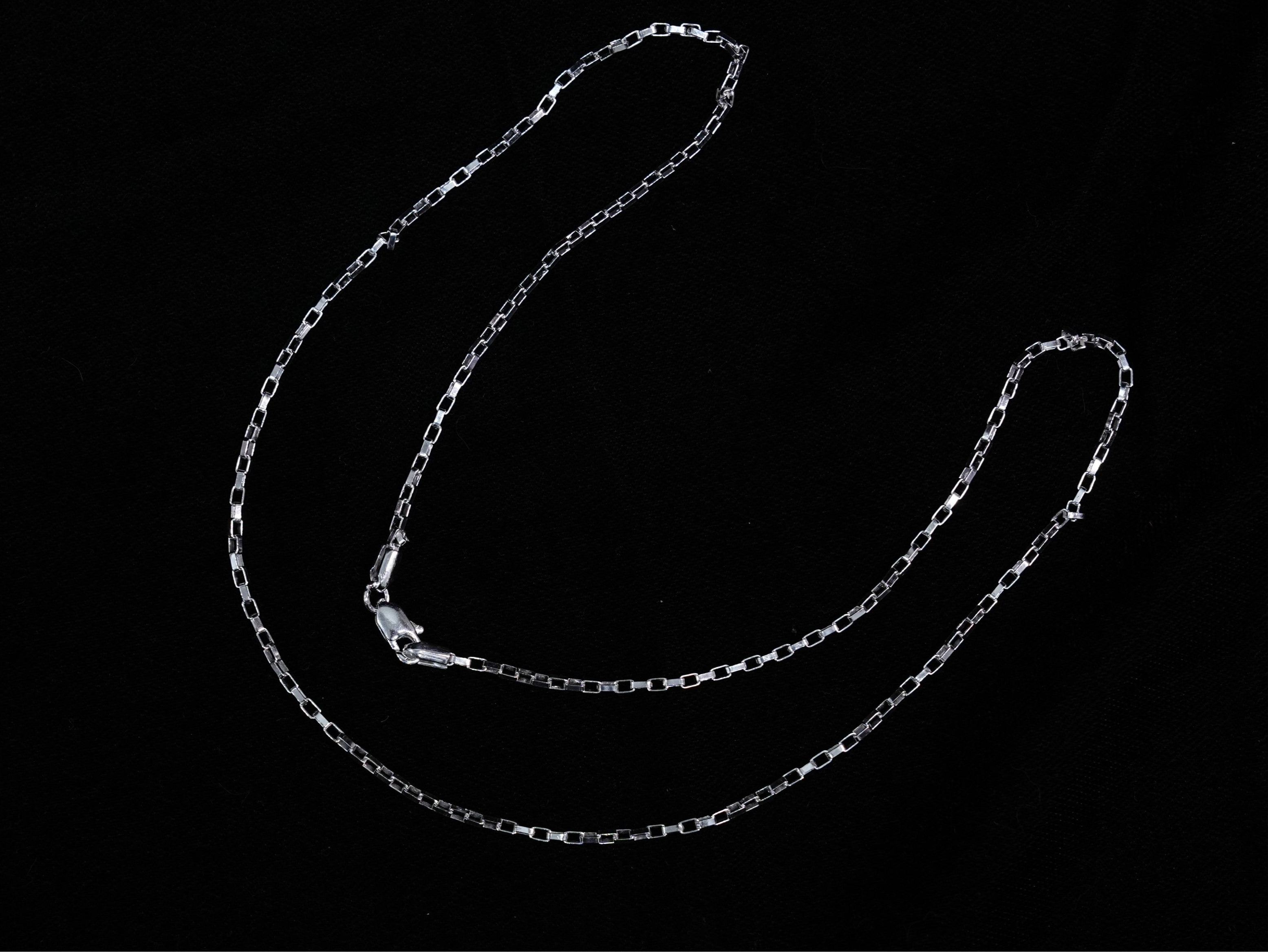Rectangular Links Chain